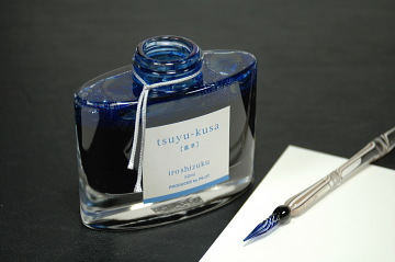 Pilot bottled ink 'iroshizuku tsuyu-kusa(Asiatic Dayflower)'